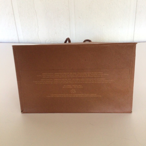 COACH MEDIUM GIFT SHOPPING PAPER BAG - Picture 5 of 7